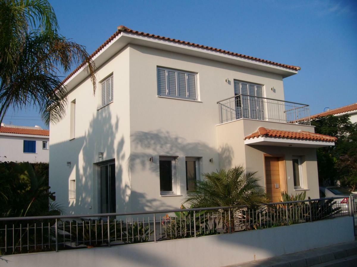 Family Home Protaras Exteriér fotografie